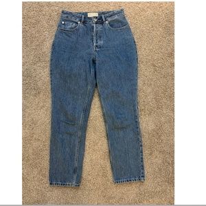 Everlane Curvy '90s Cheeky Jean